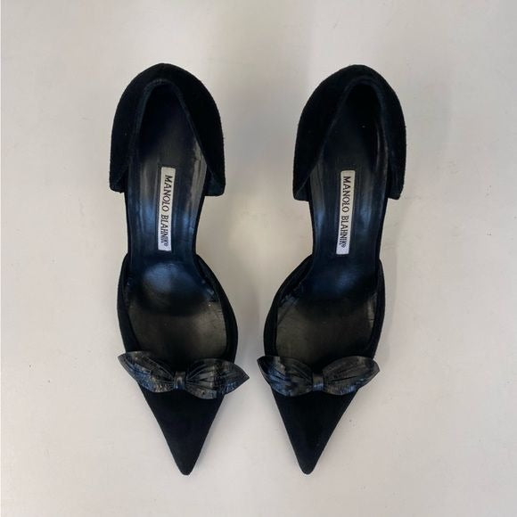 Manolo Blahnik || Burola D’orsay Pumps Heels Black Suede with Bow 38.5