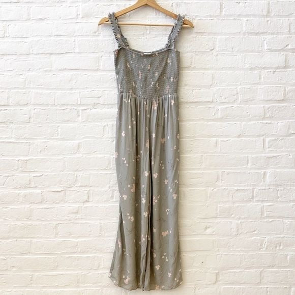 Aritzia || Wilfred Chianti Jumpsuit Smocked Floral Wide Leg Sage Green Small