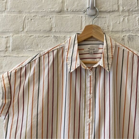 Madewell || Central Shirt in Sadie Stripe Button Down White Medium