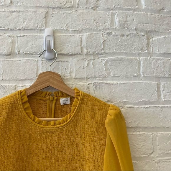 Aritzia || Wilfred Tempest Blouse Smocked Asher Sleeve Yellow Gold Medium