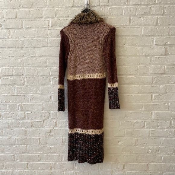 Anthropologie || Angel of the North Sitka Cardigan Faux Fur Collar Burgundy S