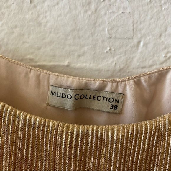 Mudo Collection || Tiered Pleated Mini Dress Party Metallic Gold Ruffle 38