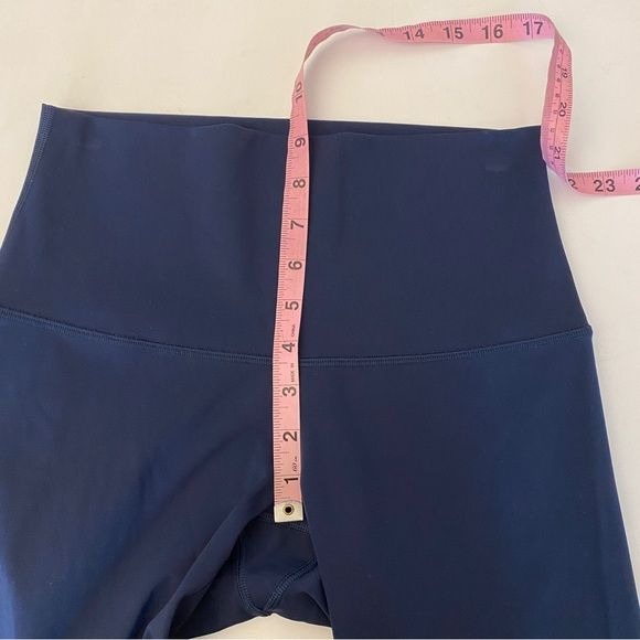 Lululemon || Wunder Under Crop High-Rise Roll Down Scallop  23" True Navy