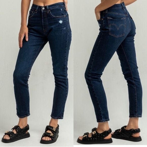 Levi’s || 501 Skinny Button Fly High Rise Jeans in Salsa Distressed 27