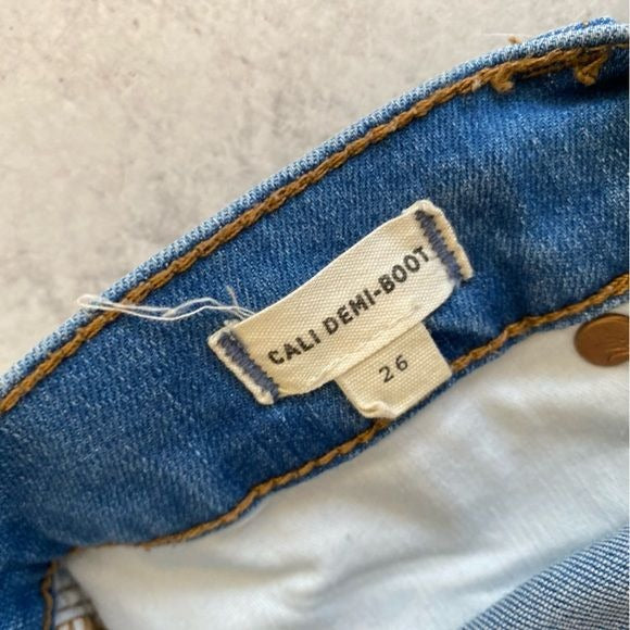 Madewell || Cali Demi-Boot Jeans in Timpson Wash Blue 26