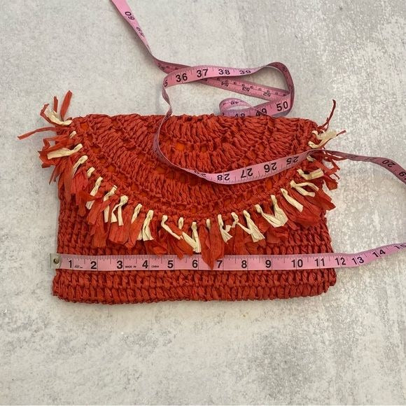 Unbranded || Straw / Raffia Fringe Woven Clutch Red + Natural