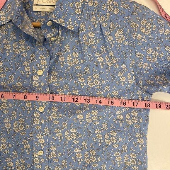 J. Crew || Classic fit Short Sleeve Shirt in Liberty Fabric Capel Floral Blue 00