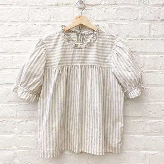 Madewell || Ruffle Neck Keyhole Top in Stripe Ivory Blue Medium