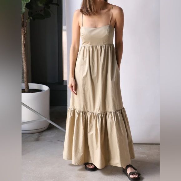 XiRENA || Freya Dress in Birch Poplin Maxi Smocked Back Pockets Tan XS