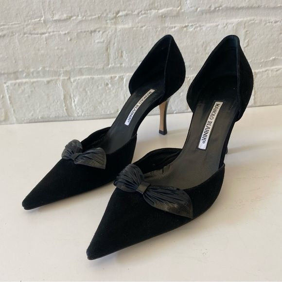 Manolo Blahnik || Burola D’orsay Pumps Heels Black Suede with Bow 38.5