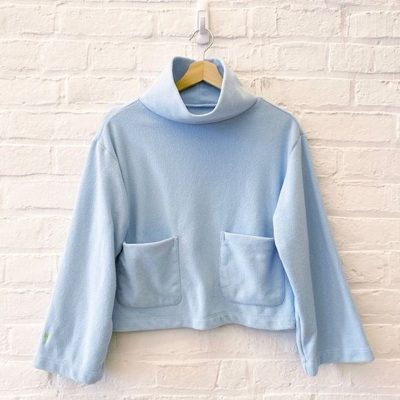 Dudley Stephens || Crosby Cropped Turtleneck Pockets Terry Fleece Ice Blue Small