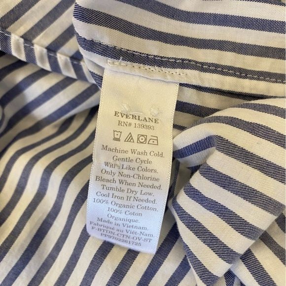 Everlane || The Silky Cotton Relaxed Shirt Button Down Mariner Blue Stripe 6 NWT