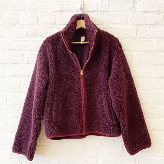 Varley || Highwood Jacket Sherpa Fleece Full Zip Coat in Fig Burgundy Large