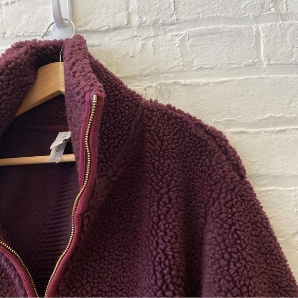 Varley || Highwood Jacket Sherpa Fleece Full Zip Coat in Fig Burgundy Large