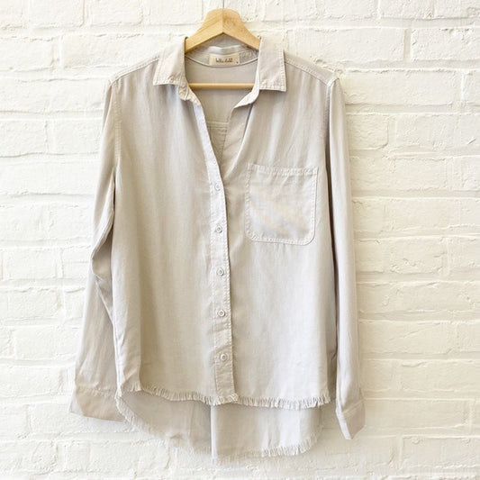 Bella Dahl || Raw Fray Hem Button Down Tencel Lyocell Gray Beige Small