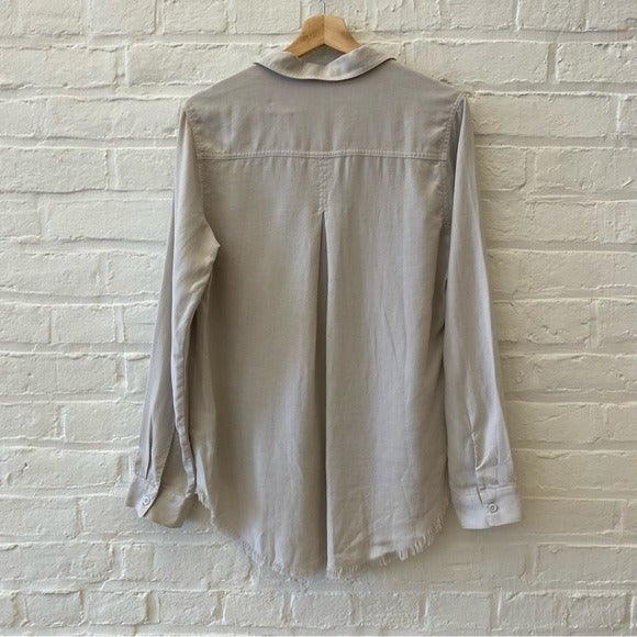 Bella Dahl || Raw Fray Hem Button Down Tencel Lyocell Gray Beige Small