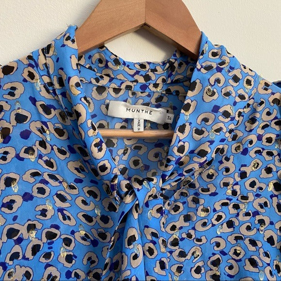 MUNTHE || Jadyn Leopard Pussybow Blouse Blue Gold Metallic 36 US 4